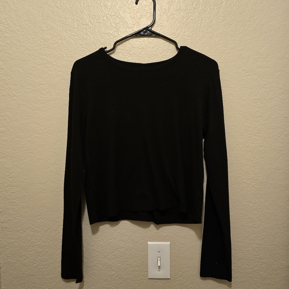 ARIZONA Long Sleeve Crop Top